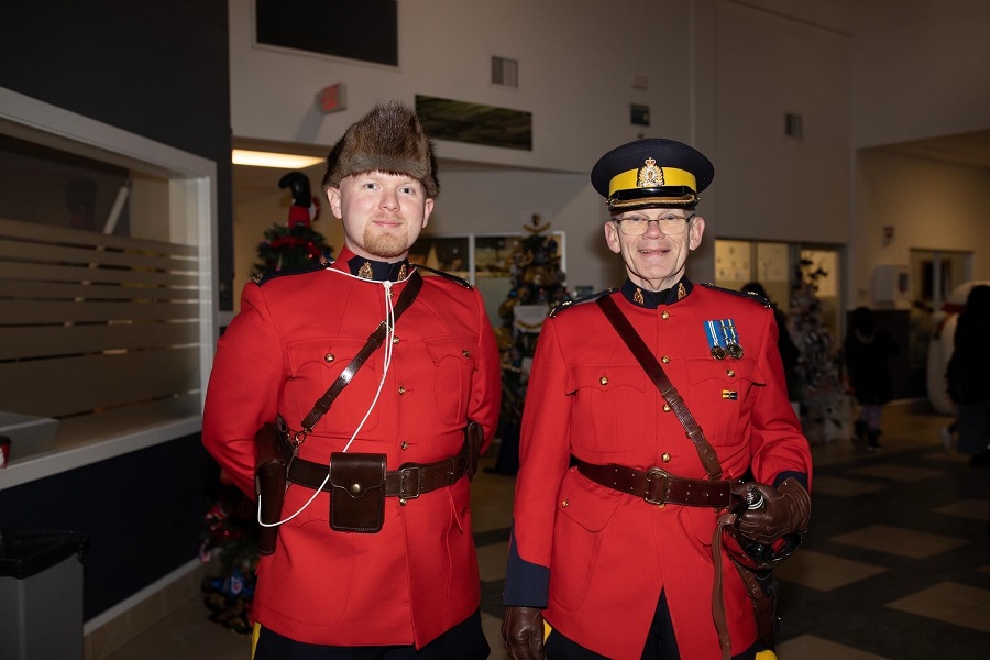 Cst. Andrews and his father at a formal event