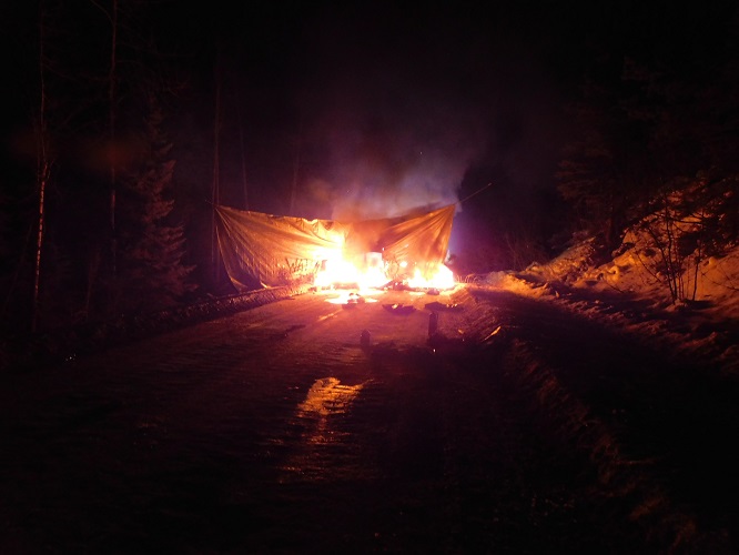 bache en feu